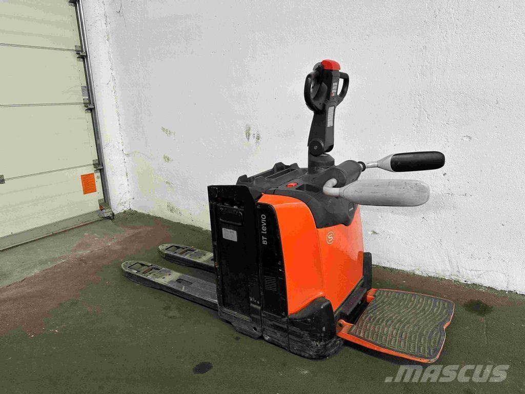 Toyota LPE 200 Штабелери