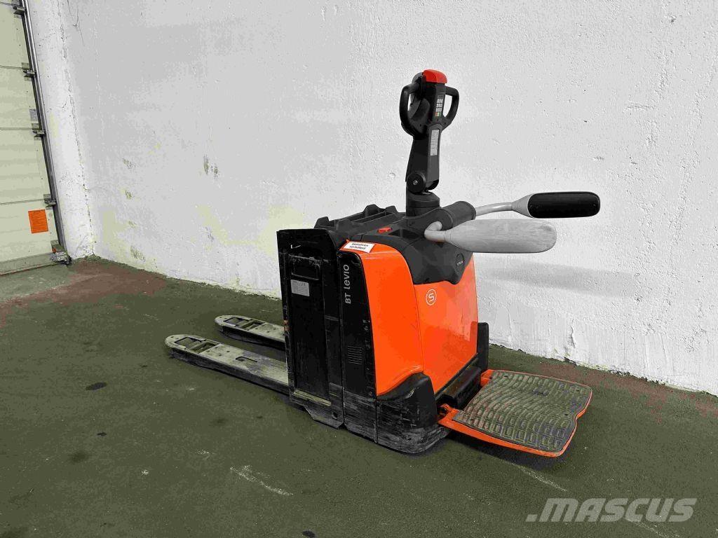 Toyota LPE 200 Штабелери