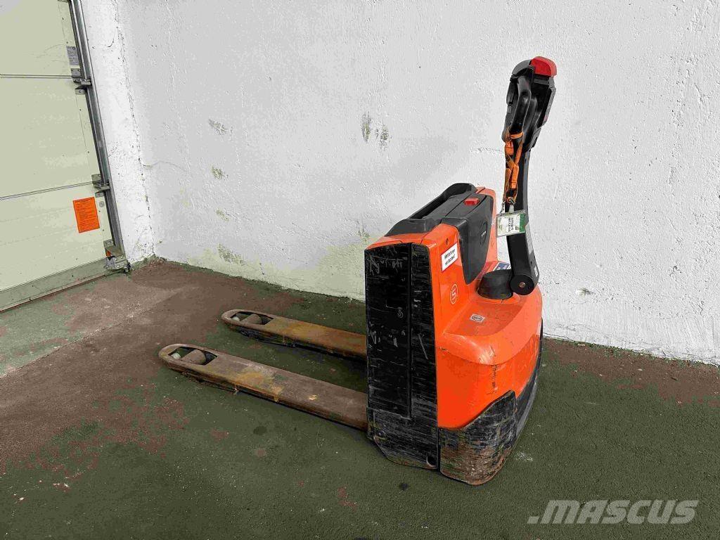 Toyota LWE 140 Штабелери