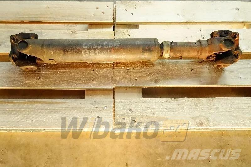CASE 688 Осі