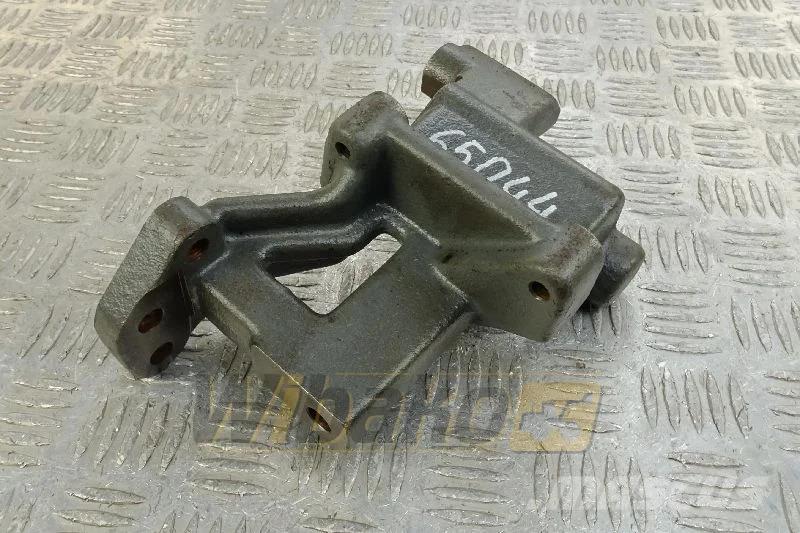 Liebherr 3022209 Двигуни