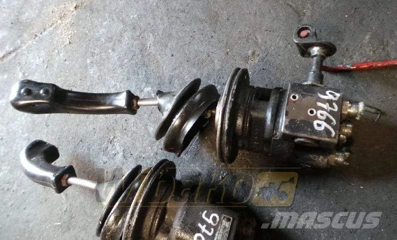 O&K Dżojstik O&K 1598180 Гідравліка
