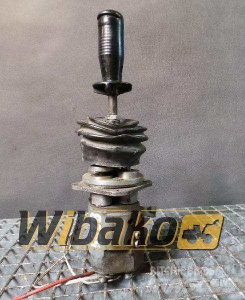O&K Joystick O&K L45 Гідравліка