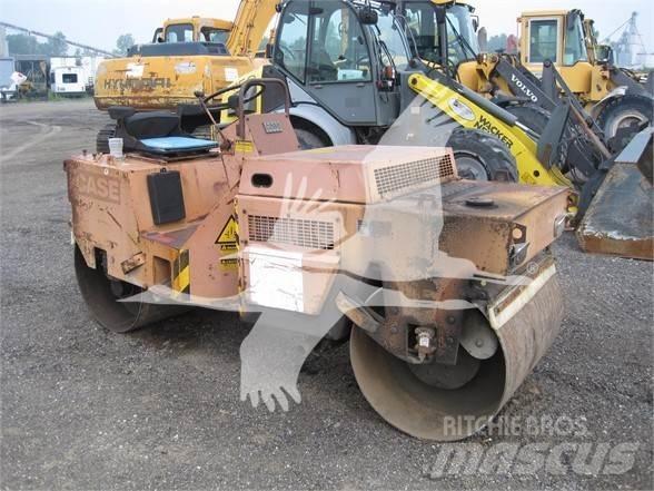 CASE W252 Грунтові котки