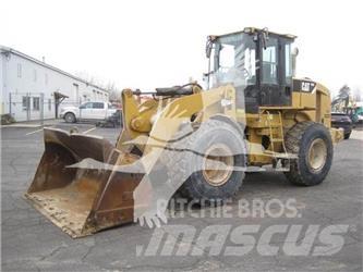 CAT 928H Фронтальні навантажувачі