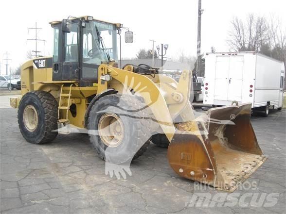 CAT 928H Фронтальні навантажувачі