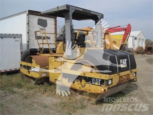 CAT CB-534C Грунтові котки