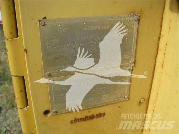 CAT CB-534C Грунтові котки