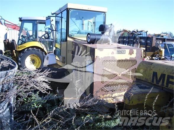 Rosco RB48 Підмітальні машини