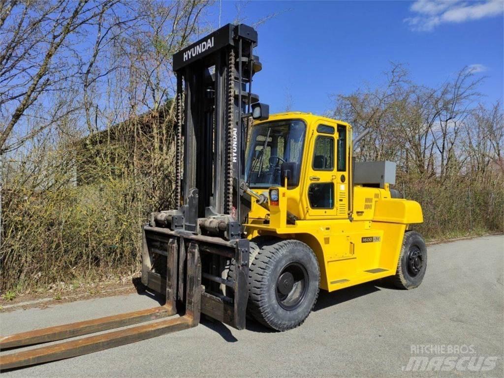 Hyundai 160D-7E Дизельні навантажувачі