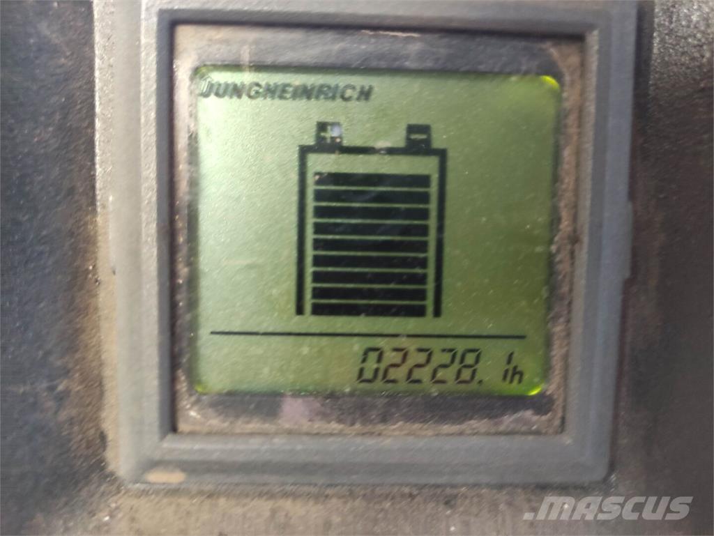 Jungheinrich ELE16G Штабелери