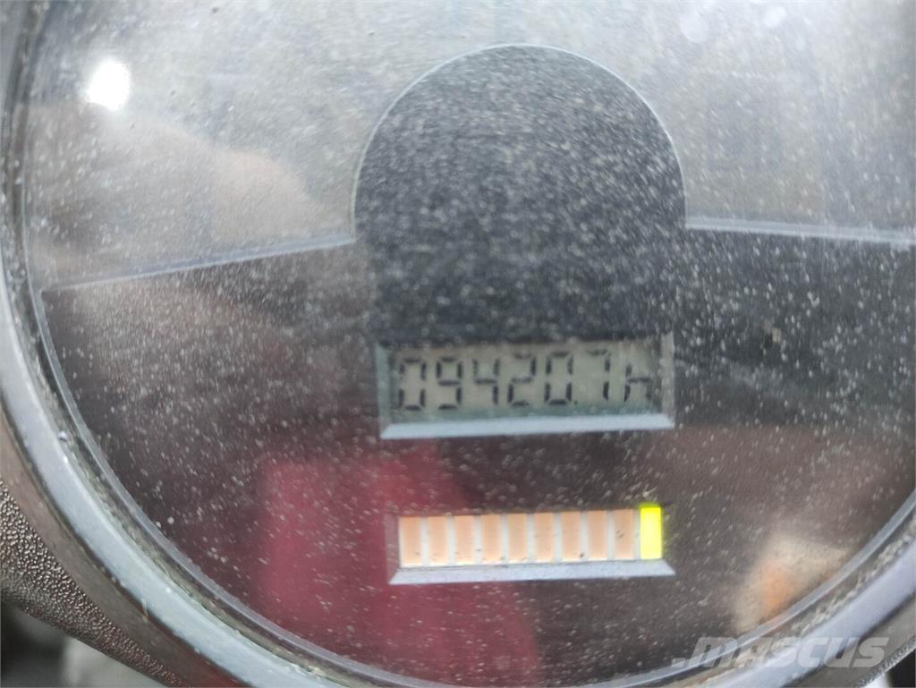 Linde E30-336-03 (LACK NEU) Електронавантажувачі