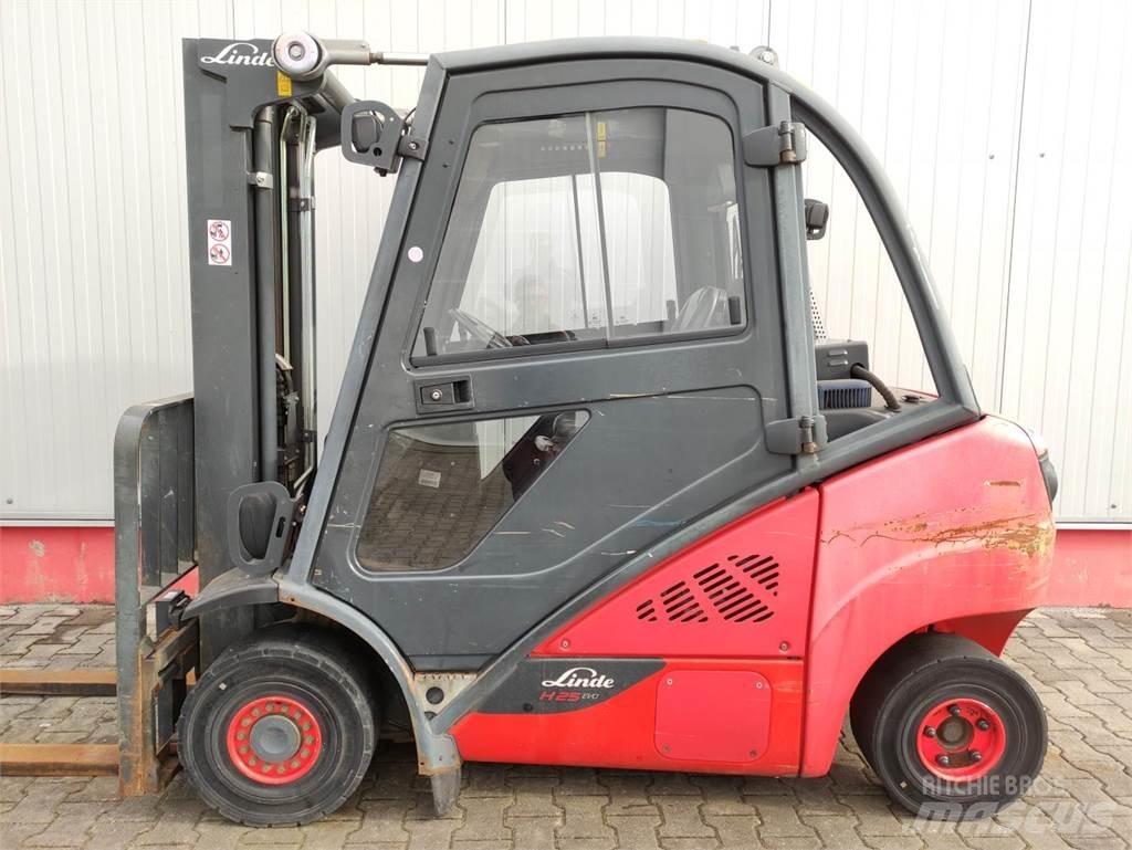 Linde H25D-02-392/EVO Дизельні навантажувачі