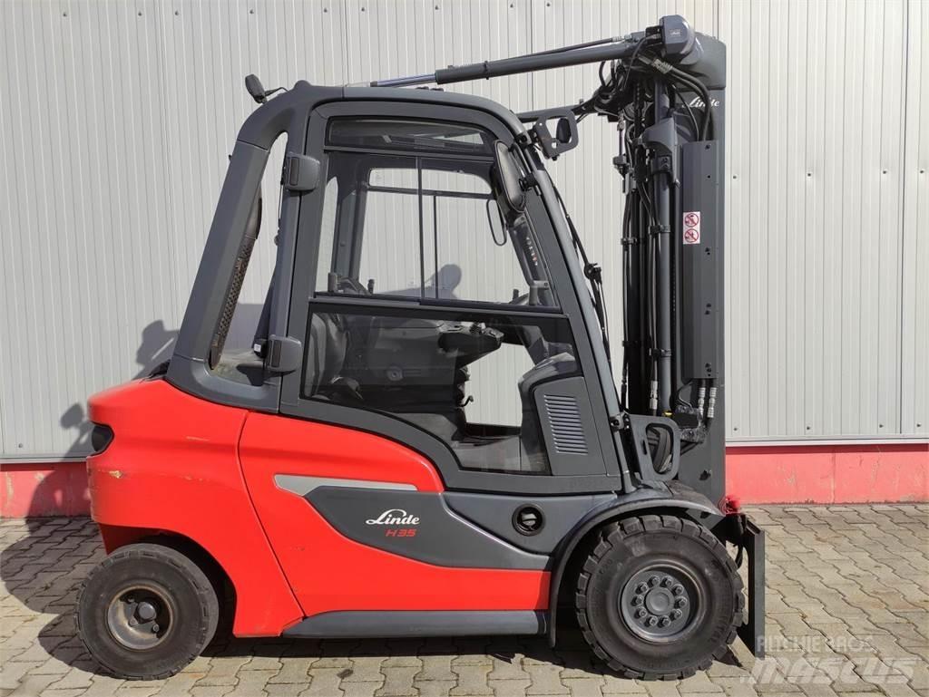Linde H35-01-120 Дизельні навантажувачі