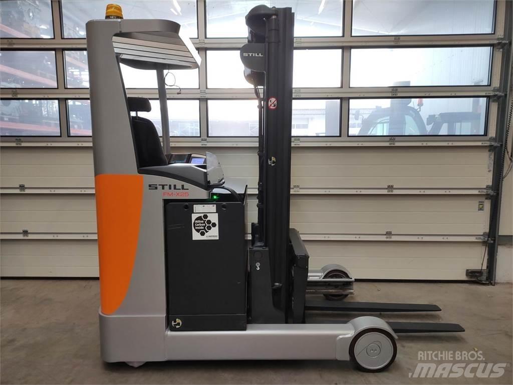Still FM-X-25 (LACK NEU) Річ-трак із високим підйомом