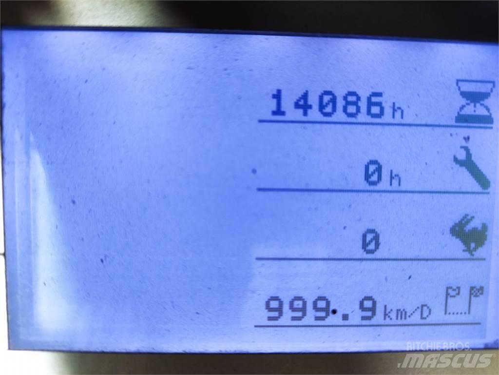 Still LTX-70 Тягачі колісні