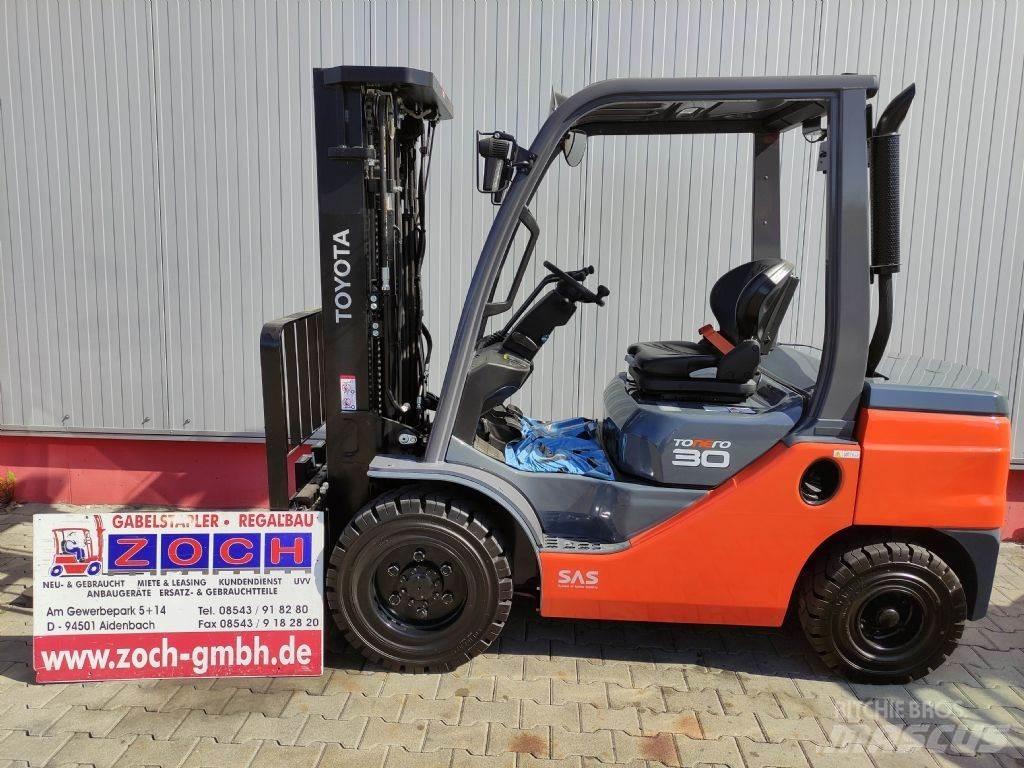 Toyota 52-8FDF30 Дизельні навантажувачі