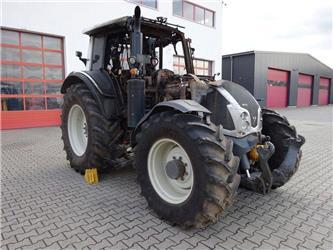 Valtra N123  portal axle