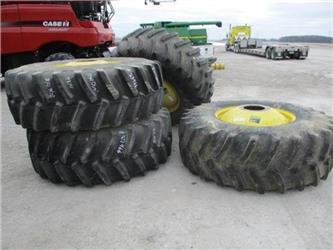 Firestone 650/85R38