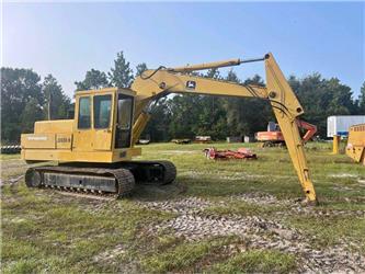 John Deere 690 B