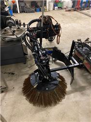 Multihog CV350 Third Brush