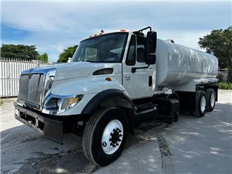 International 7400