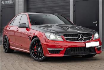 Mercedes-Benz C63 AMG CARBON