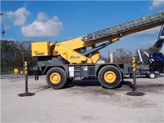 Grove RT540E