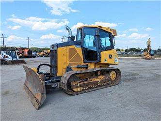 John Deere 650K XLT