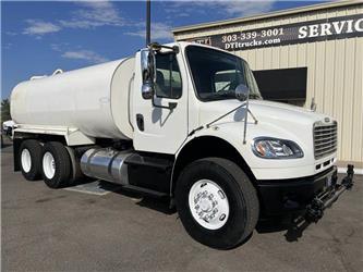 Freightliner M2-106