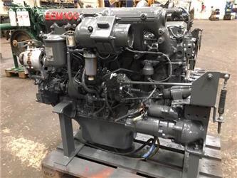 Hino EM100 motor, komplet ex. Hitachi KH125-3