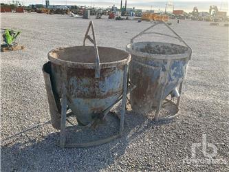  DACAME Qty of 2 concrete buckets