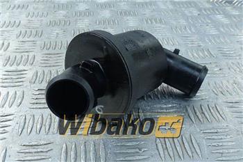 Ford Crankcase breather Ford D05WA 12Z03707