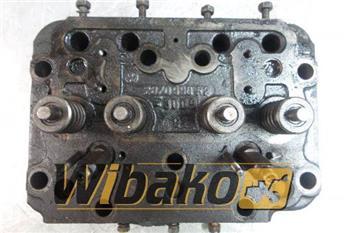 Hanomag Cylinder head Hanomag D964T 3090236M91/2870996R2