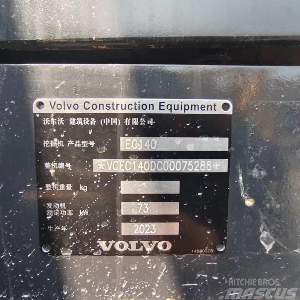 Volvo EC 140 Гусеничні екскаватори