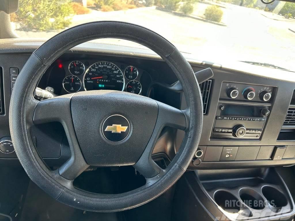 Chevrolet Express G 3500 Пікапи / Бічне розвантаження