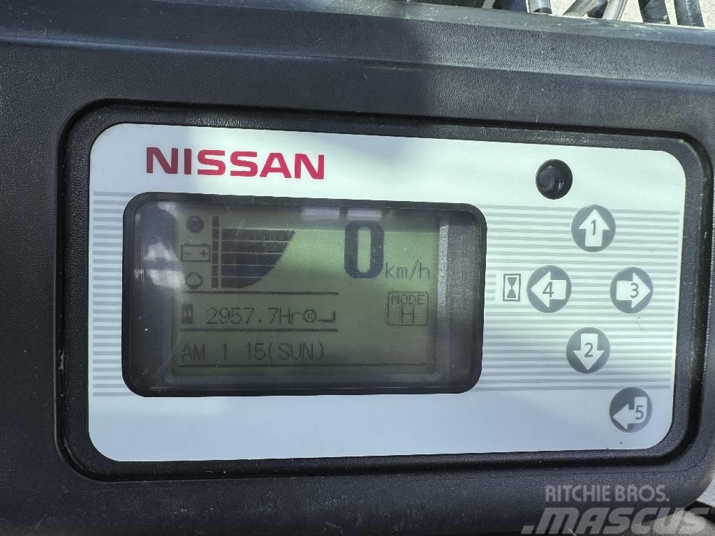 Nissan 1Q2L25Q *Triplex+Kool Reachforcks*2960 h Top Електронавантажувачі