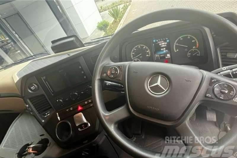 Mercedes-Benz 2652LS/33 STD Вантажівки / спеціальні