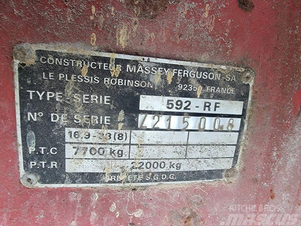 Massey Ferguson 592 - 4x4 Трактори