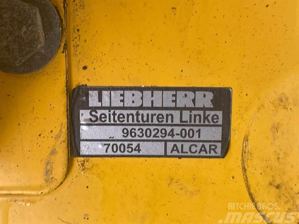 Liebherr A934C-9630294-Side door left/Seitentuer links Шасі