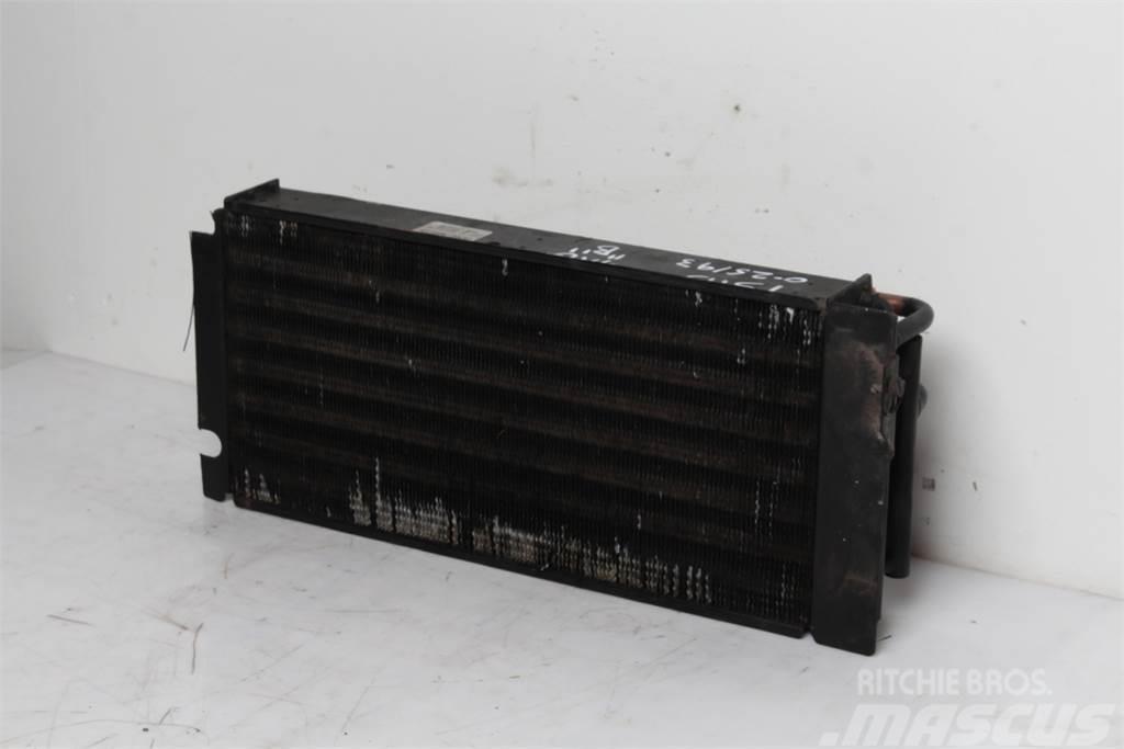 New Holland TS115 Oil Cooler Двигуни