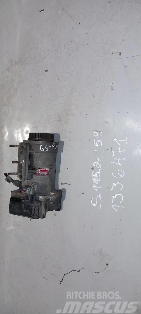 Scania R144.530 main brake valve 1336471 Гальма