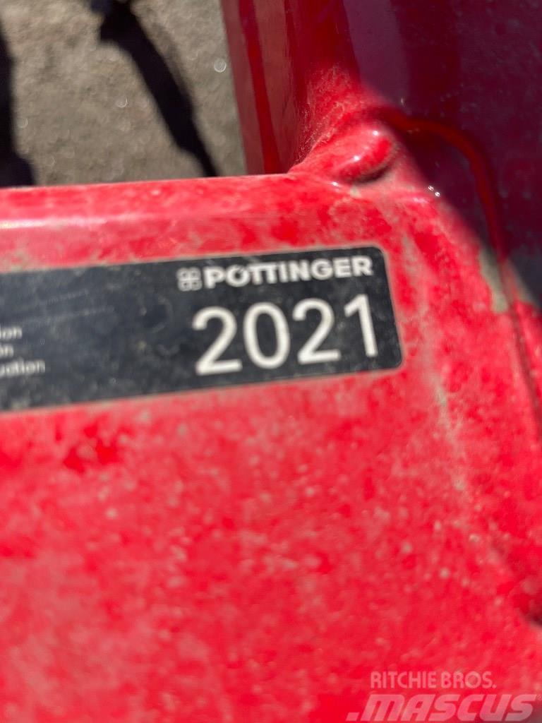 Pöttinger Synkro 3530 Nova Cultivators