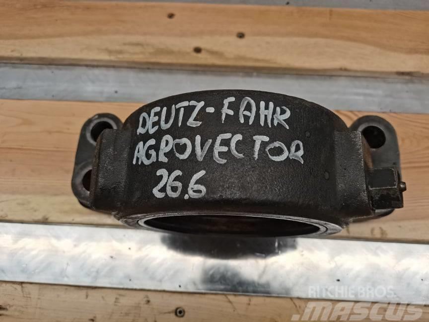 Deutz-Fahr 26.6 Agrovector {Carraro} axle bracket Коробка передач