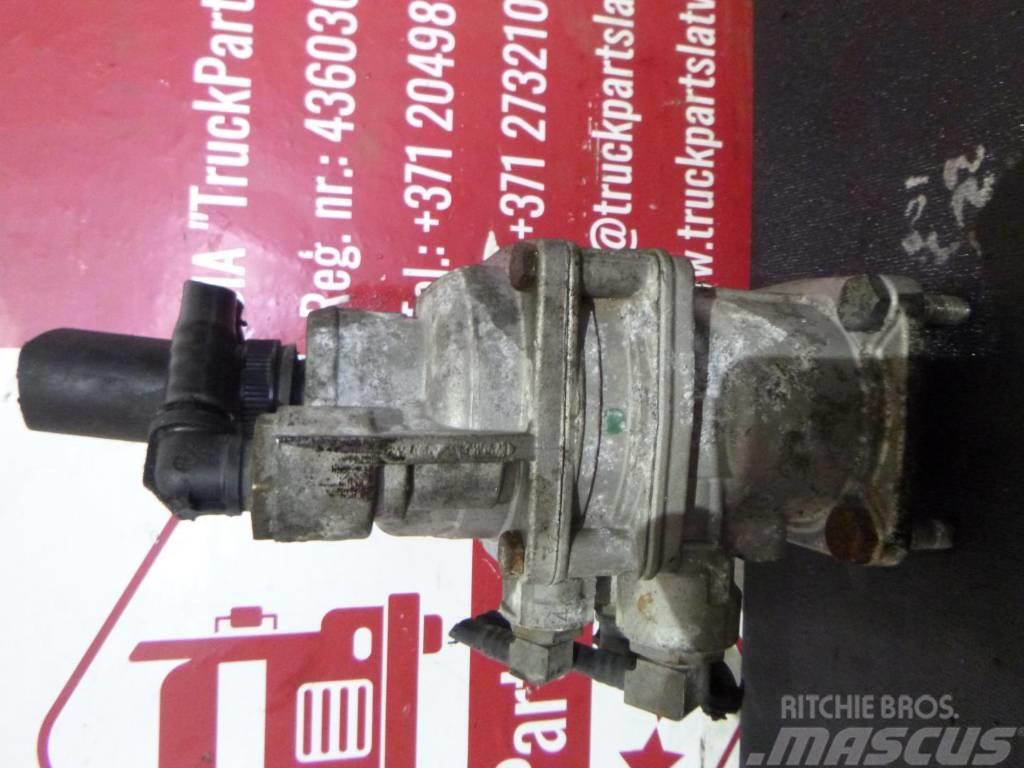 Mercedes-Benz TGX Brake valve 4613192720 Гальма