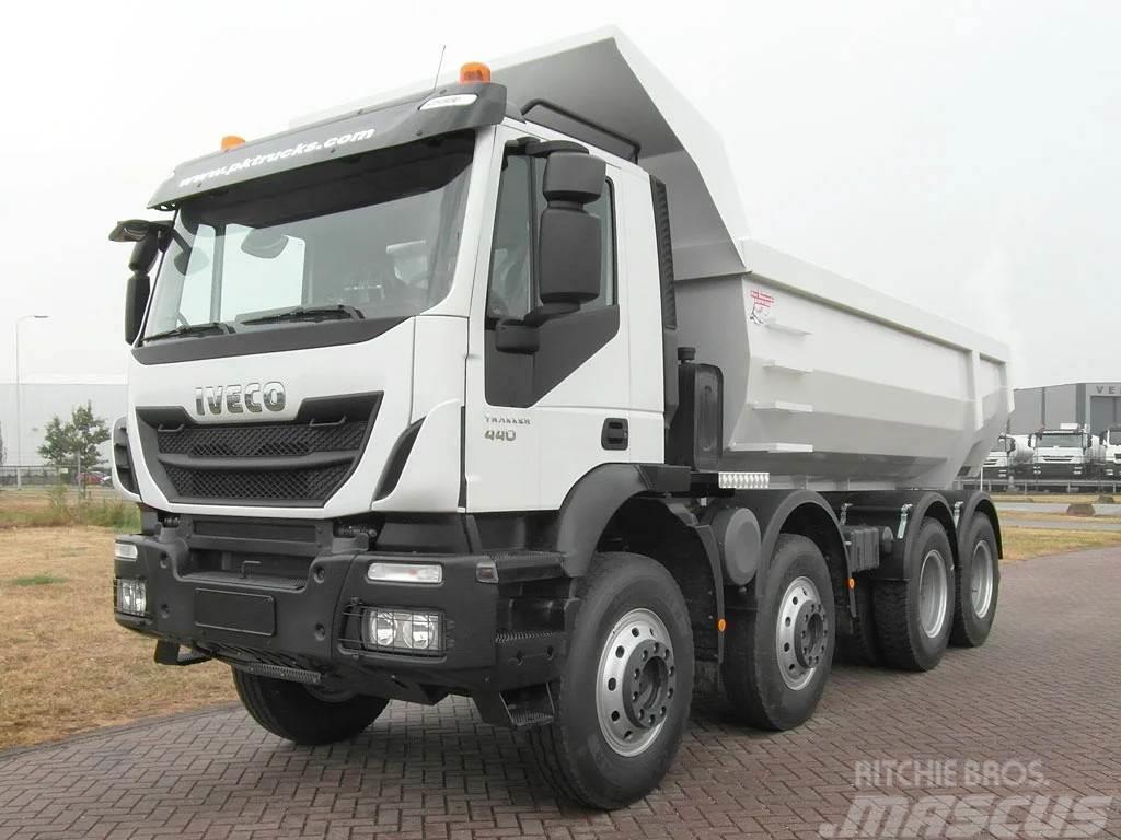 Iveco Trakker 410T42 Tipper Truck (2 units) Самоскиди