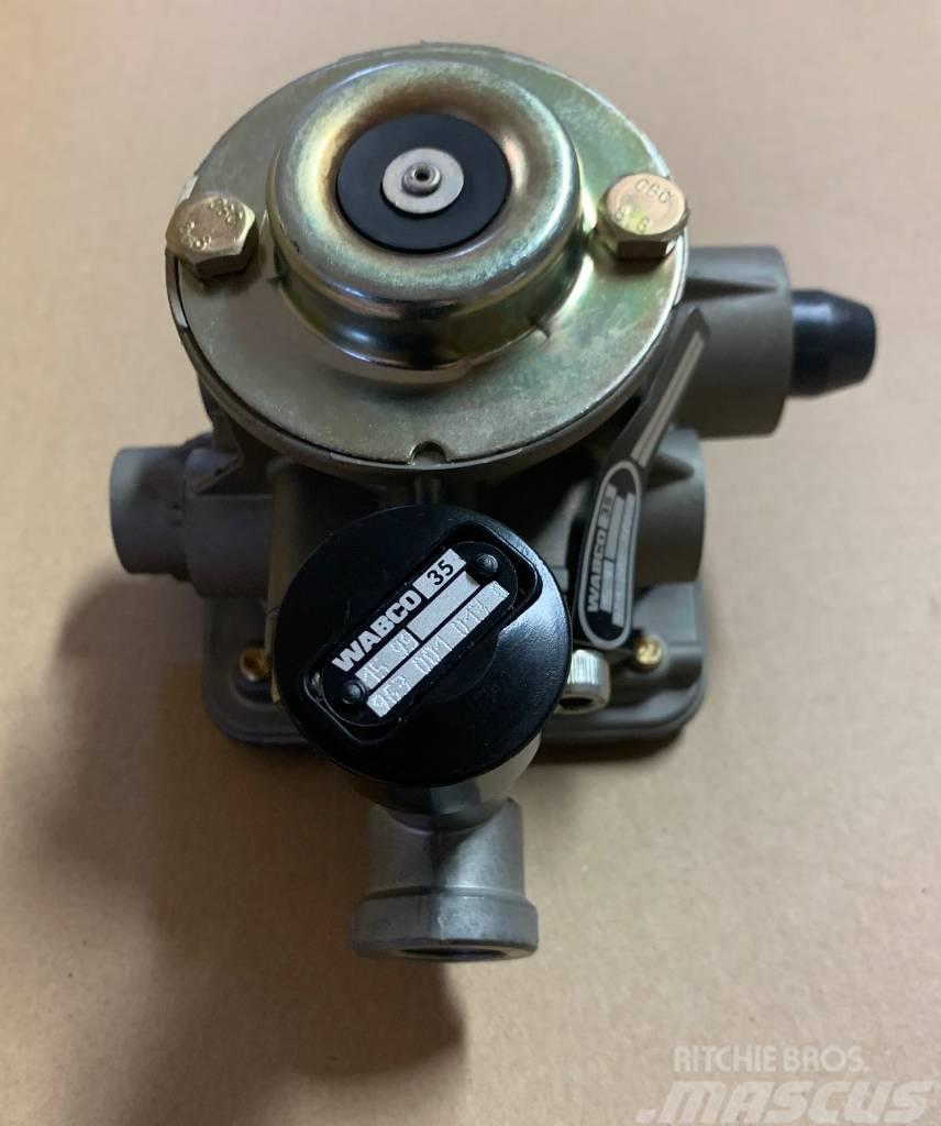 Deutz-Fahr Wabco valve VRR0535801, R0535801 Гідравліка