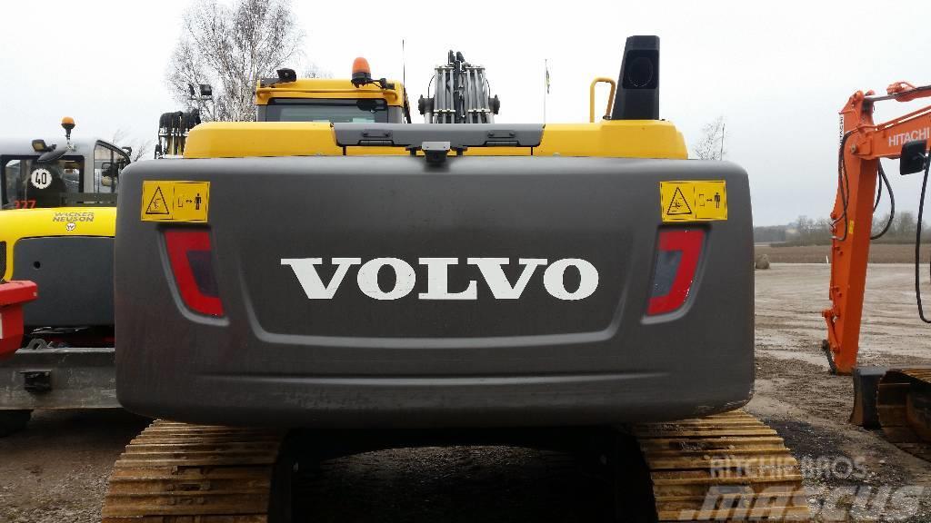 Volvo EC 300 E , Uthyres Гусеничні екскаватори