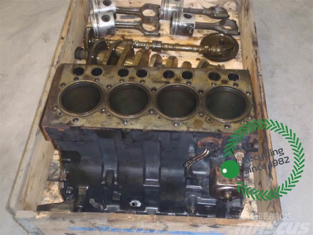 Valtra M130 Shortblock Двигуни
