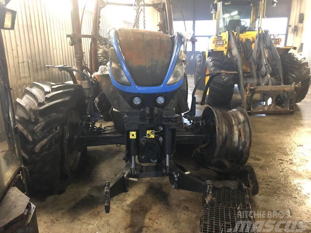 New Holland T7 260 AC Dismantled for spare parts Трактори
